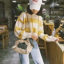 Cargar imagen en el visor de la galería, Bolso de pana perro pug MOD LH534
