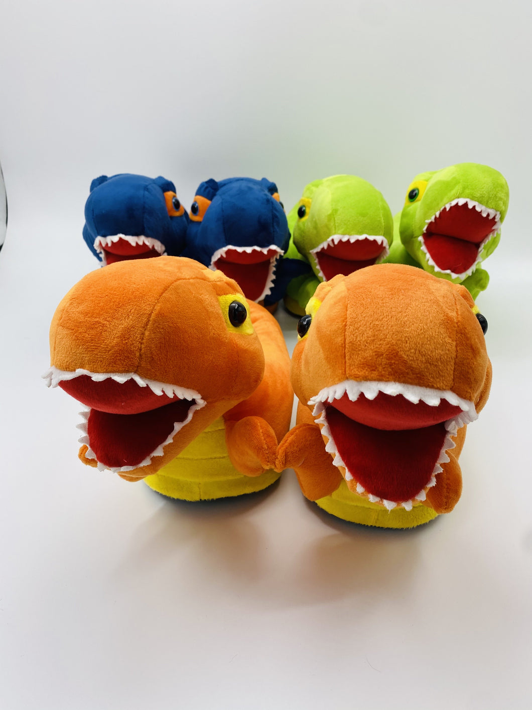 Pantufla de dinosaurio talla grande de 3 al 5 - mychinashop.com