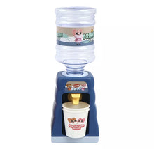 Cargar imagen en el visor de la galería, Mini dispensador de agua para los niños regalo lindo frío/Caliente agua, zumo, leche fuente de simulación de cerdo de dibujos animados juguete AZUL - mychinashop.com
