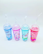 Cargar imagen en el visor de la galería, Vaso con LUZ unicornio con pajilla para bebida MOD XY-2108
