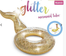 Cargar imagen en el visor de la galería, Divertido Inflable de glitter en forma de cola de Sirena ideal para alberca. Cuenta con parche de reparación en caso de pinchadura. - mychinashop.com
