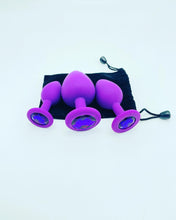Cargar imagen en el visor de la galería, 3 pz de dilatador Butt plug silicona morados Tapón de silicona para estimulación de gemas, supositorio Anal, juguetes con tapón anal, productos sexuales para adultos MOD RYTZ-980
