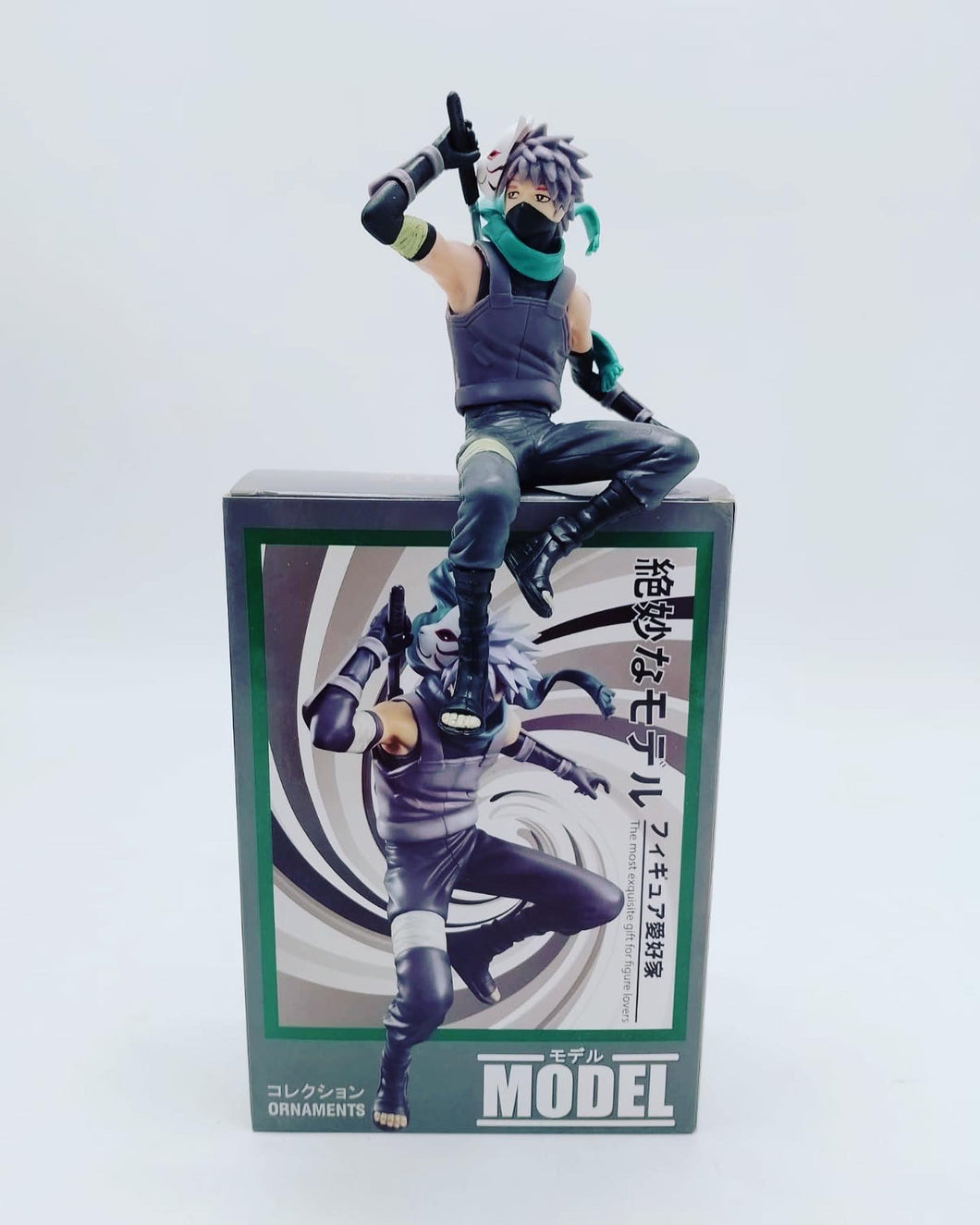 Figura de acción de Naruto Kakashi, modelo de juguete de PVC, estatua de dibujos animados, colección de muñecas, decoración de coche, regalo, con base 18CM