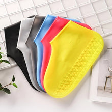 Cargar imagen en el visor de la galería, Cubiertas de zapatos impermeables de látex Botas antideslizantes impermeables Unisex, cubierta de zapatos de Material de silicona, protectores de zapatos, botas de lluvia para interiores y exteriores, días de lluvia reutilizables
