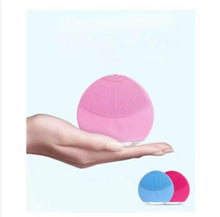 Cargar imagen en el visor de la galería, Cepillo de limpieza Facial sónico de silicona Q-325 cepillo de limpieza Facial, vibración eléctrica Ultra Sónica, recargable limpiador eliminador de espinillas - mychinashop.com
